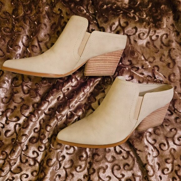 ShuShop Cream Mule Boots - Picture 6 of 6